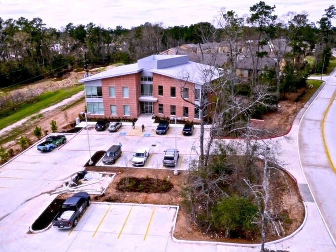 More Photos Of 8350 Ashlane Way, The Woodlands Medical For Lease