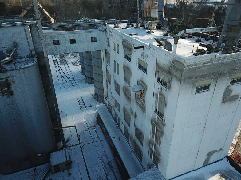 More Photos Of 945 Mill Rd, Loudonville Industrial For Sale