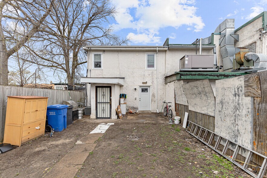 More Photos Of 3805 Chicago Ave, Minneapolis Storefront Retail Residential For Sale