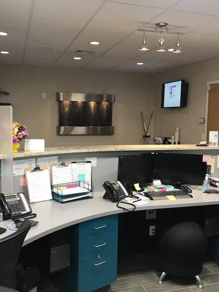 More Photos Of 851 Main St, Weymouth Medical For Lease
