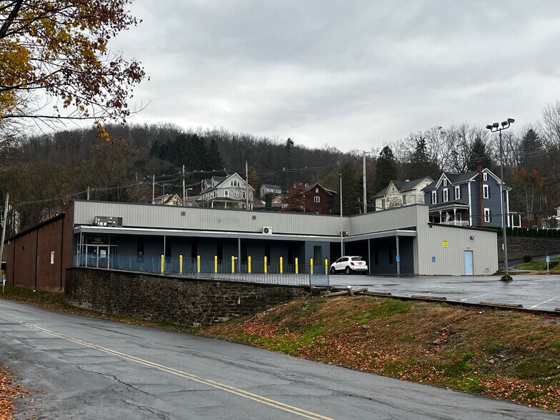 Primary Photo Of 120 Southmont Blvd, Johnstown Office For Sale