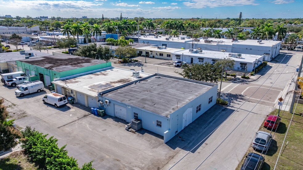 More Photos Of 3496 NE 12th Ter, Oakland Park Warehouse For Sale