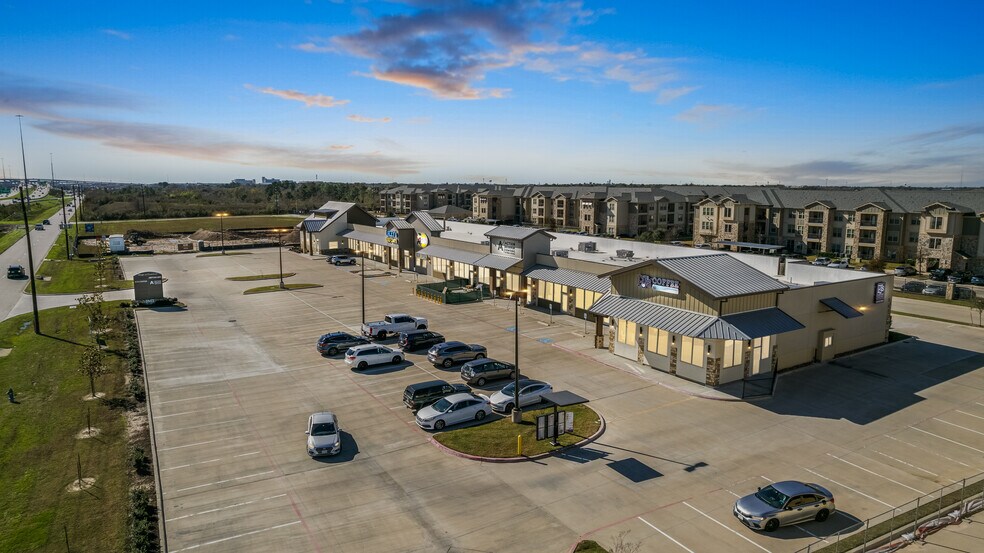 More Photos Of 2533 W Grand Pky, Katy Storefront For Sale
