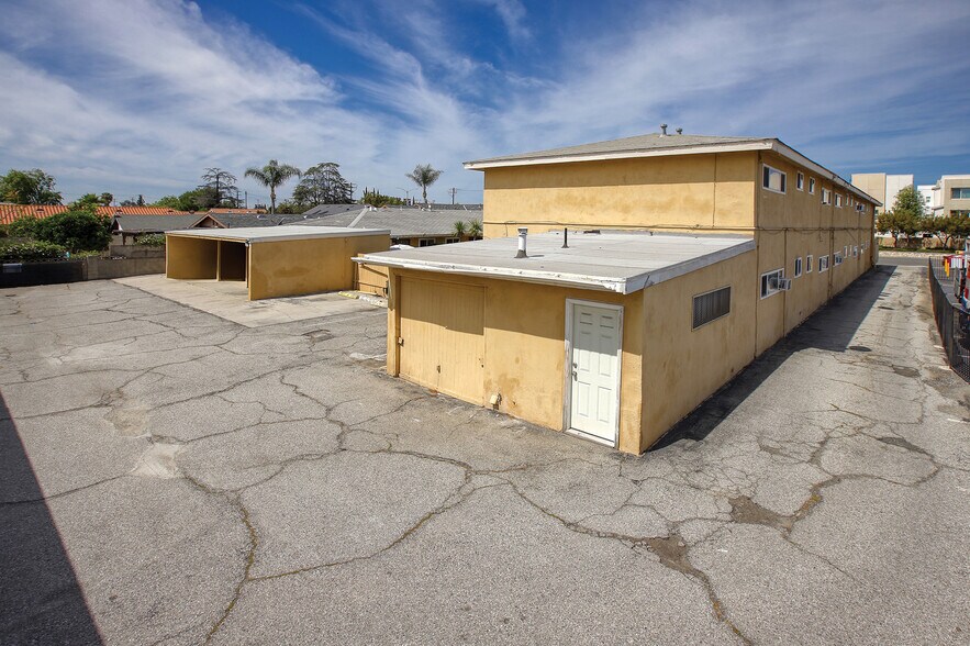 More Photos Of 3624-3628 Baldwin Park Blvd, Baldwin Park Apartments For Sale