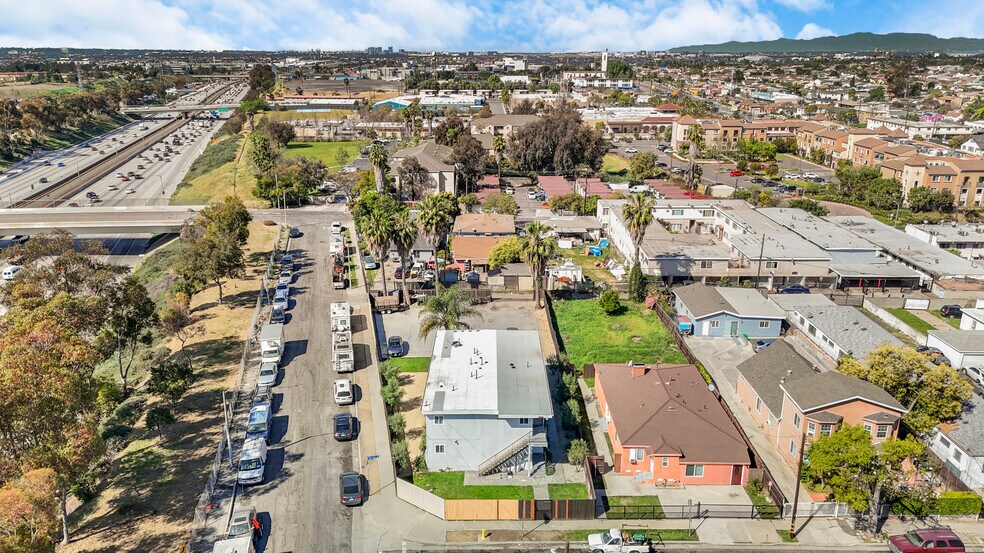 More Photos Of 11513 Berendo Ave, Los Angeles Multifamily For Sale
