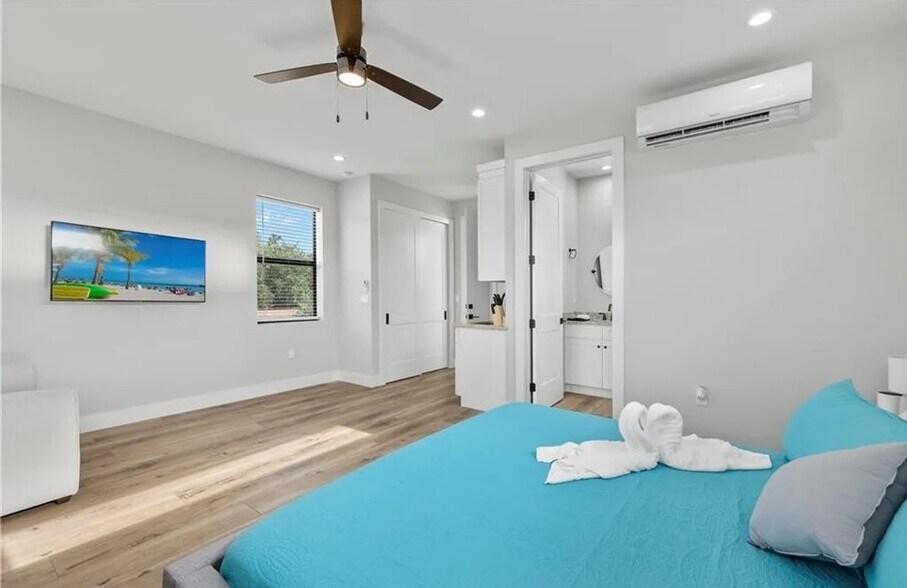 More Photos Of , Naples Multifamily For Sale