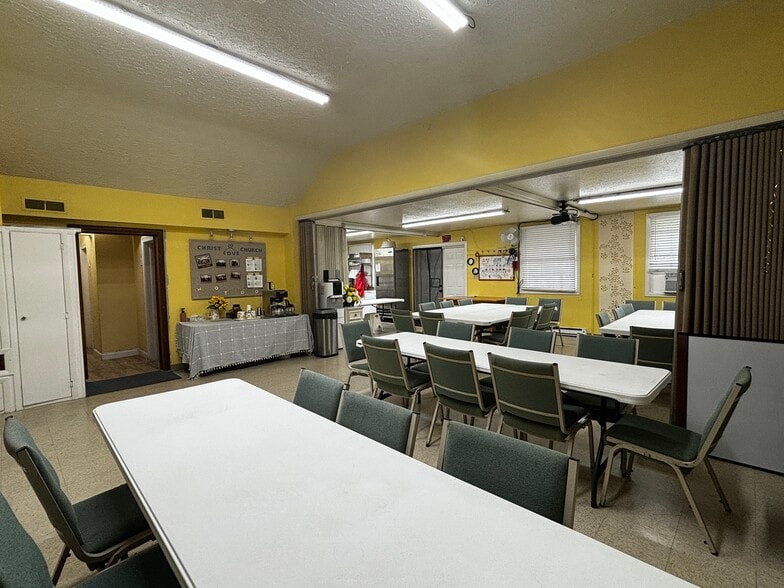 More Photos Of 1716 Goodview Rd, Parkville Religious Facility For Sale