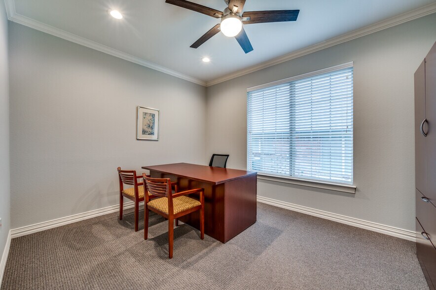 More Photos Of 8668 John Hickman Pky, Frisco Office For Lease