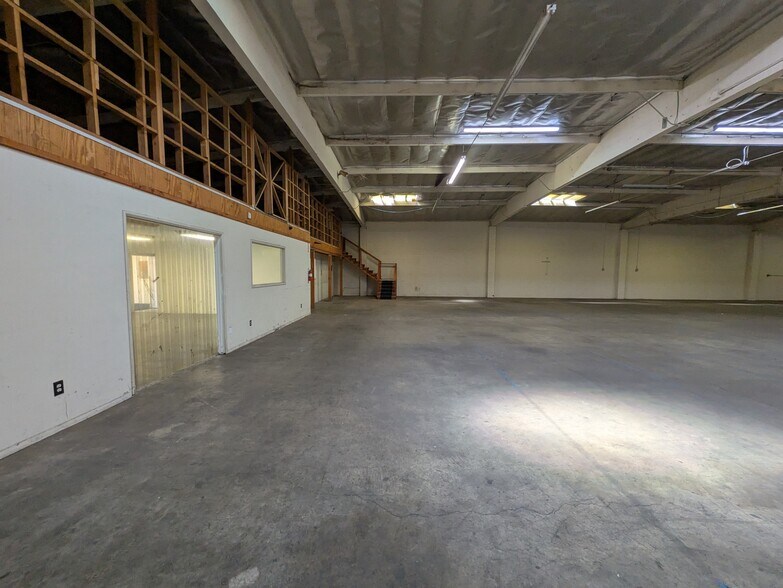 Primary Photo Of 249 Victoria St, Gardena Warehouse For Lease