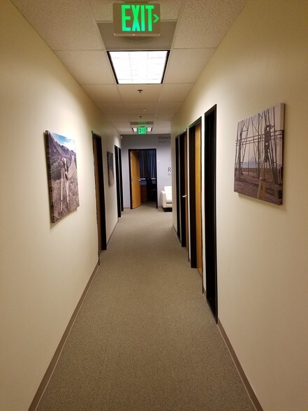 More Photos Of 7200 NE 41st St, Vancouver Office For Lease