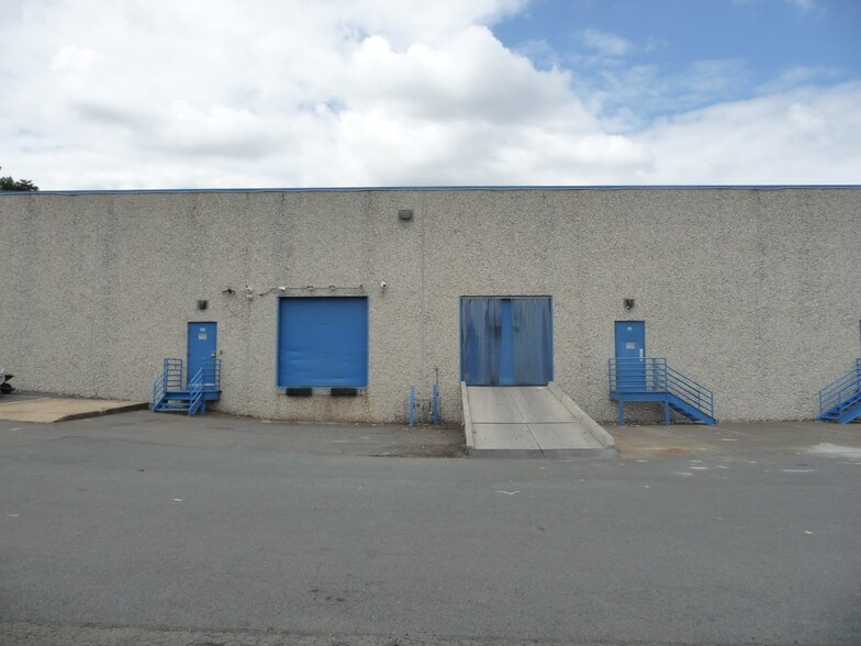 More Photos Of 22611 Markey Ct, Sterling Light Manufacturing For Lease