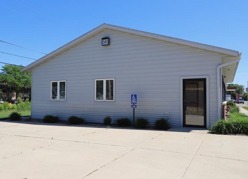 More Photos Of 112-118 S Main St, Medford Office For Sale