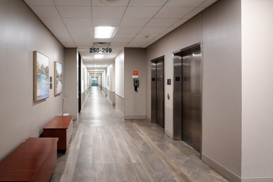 More Photos Of 7200 State Highway 161, Irving Medical For Lease