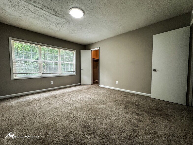 More Photos Of 1514 Northwest Dr NW, Atlanta Apartments For Sale
