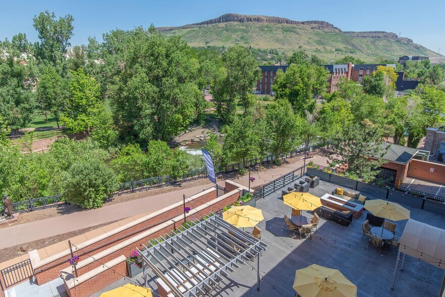 More Photos Of 1027 Washington Ave, Golden Apartments For Lease