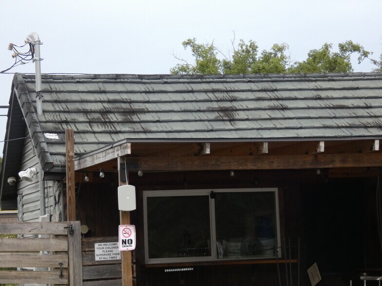 More Photos Of 410 Broad St, Brooksville Freestanding For Lease