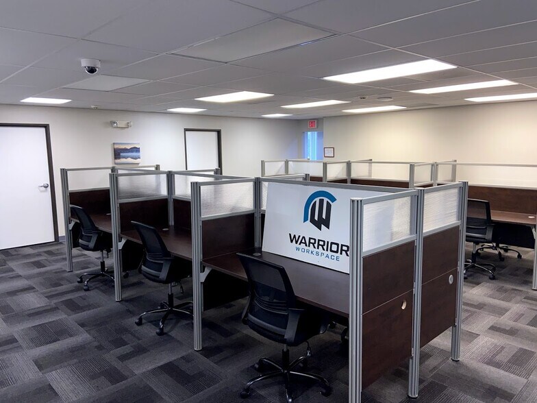 More Photos Of 2709-2715 Pontiac Lake Rd, Waterford Office For Sale