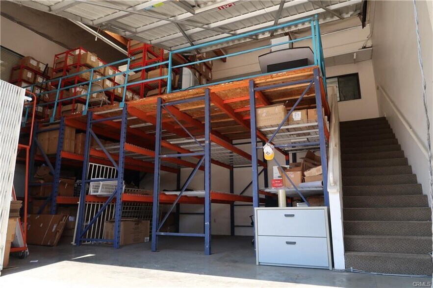 More Photos Of 11135 E Rush St, South El Monte Manufacturing For Lease