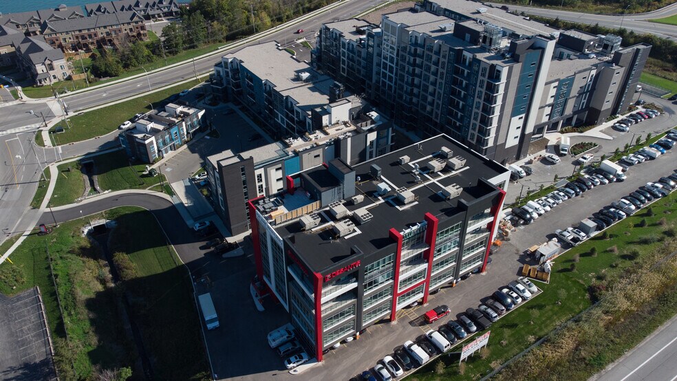 More Photos Of 13 Windward Dr, Grimsby Medical For Lease