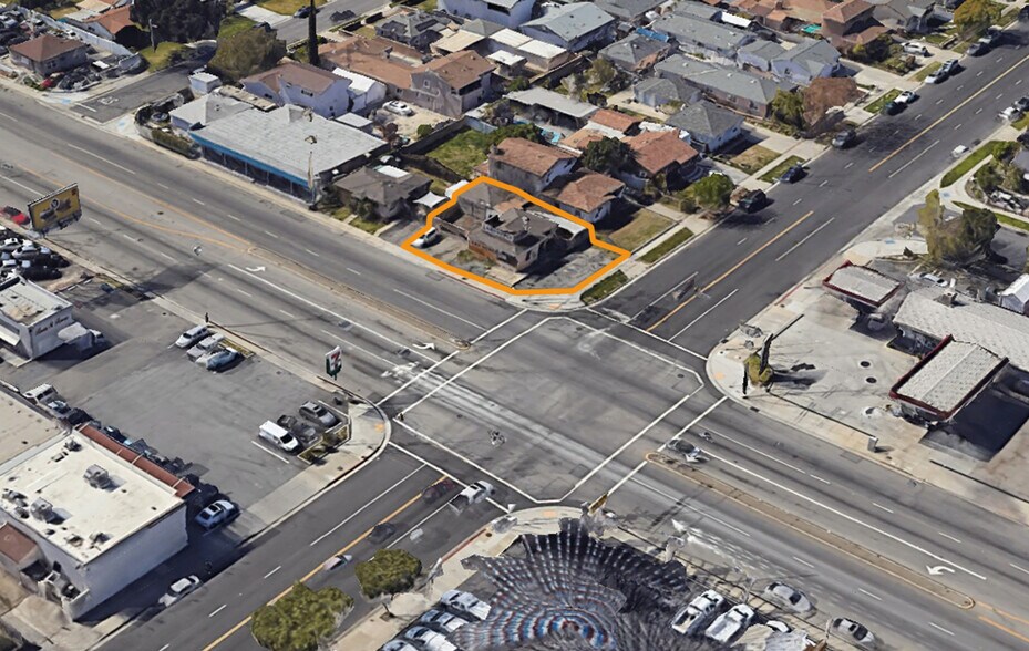 More Photos Of 8858 Flower St, Bellflower Freestanding For Lease