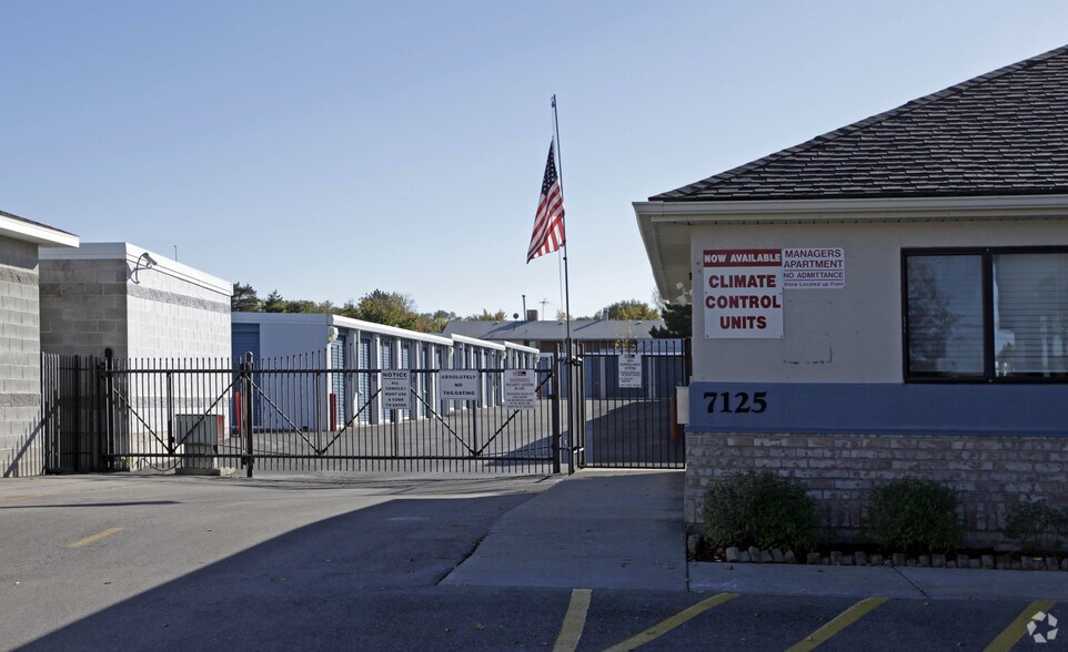 More Photos Of 7125-7135 W 3500 S, Salt Lake City Self Storage For Lease