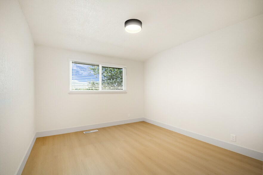 More Photos Of 10178 Alpine Dr, Cupertino Apartments For Sale