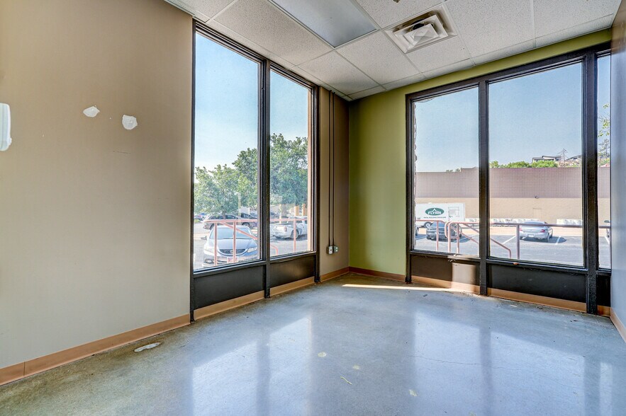 More Photos Of 1365-1385 Iron Springs Rd, Prescott Unknown For Lease