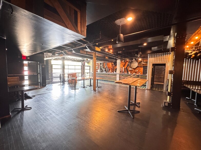 More Photos Of 4-6 Sheridan Ave, Albany Storefront Retail Office For Lease