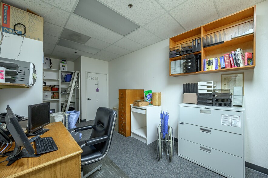 More Photos Of 308 N Villa Rd, Newberg Medical For Lease