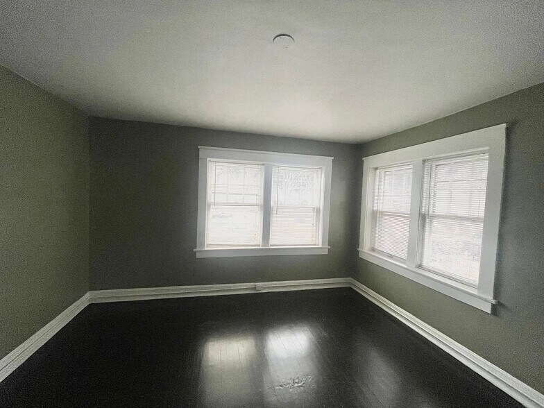 More Photos Of 3909-3911 Scarritt Ave, Kansas City Apartments For Sale