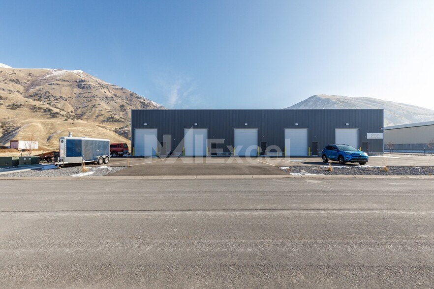 More Photos Of 1810 E Anvil Blvd, Hyrum Warehouse For Lease