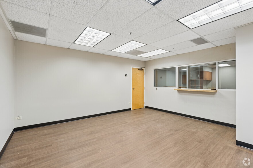 More Photos Of 6036 N 19th Ave, Phoenix Medical For Sale