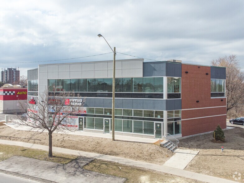 More Photos Of 6100 W Finch Ave, Toronto Medical For Lease
