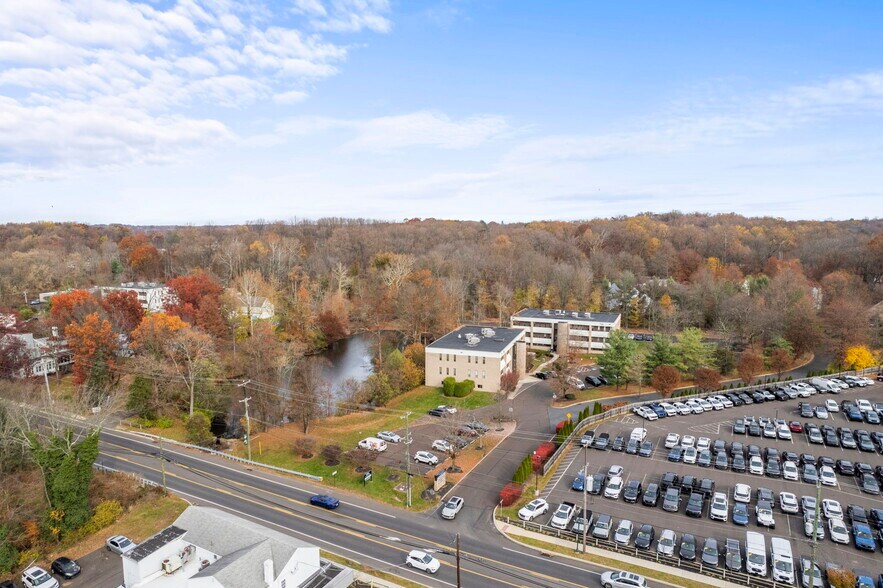 More Photos Of 716 N Bethlehem Pike, Lower Gwynedd Unknown For Lease