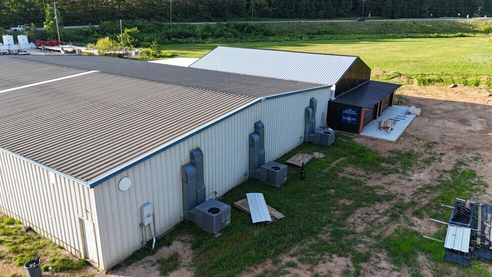 More Photos Of 25 Commercial Dr, Van Buren Restaurant For Sale