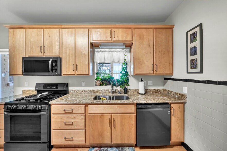 More Photos Of 12 W Second St, Vanceburg Storefront Retail Residential For Sale