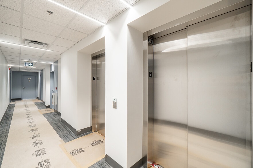 More Photos Of 15315 66 Ave, Surrey Medical For Lease