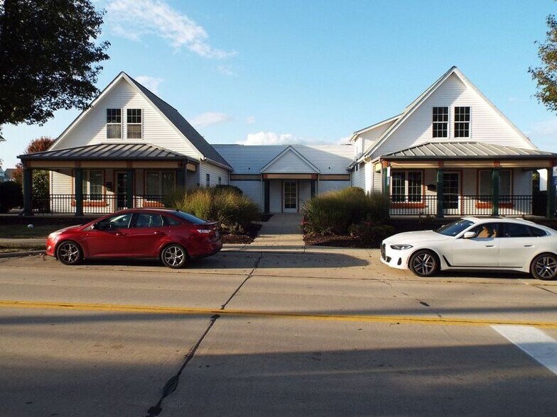 More Photos Of 29715 Pettibone Rd, Solon Storefront Retail Office For Lease