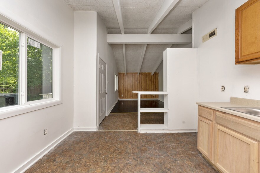 More Photos Of 1401 Coalter St, Richmond Apartments For Sale
