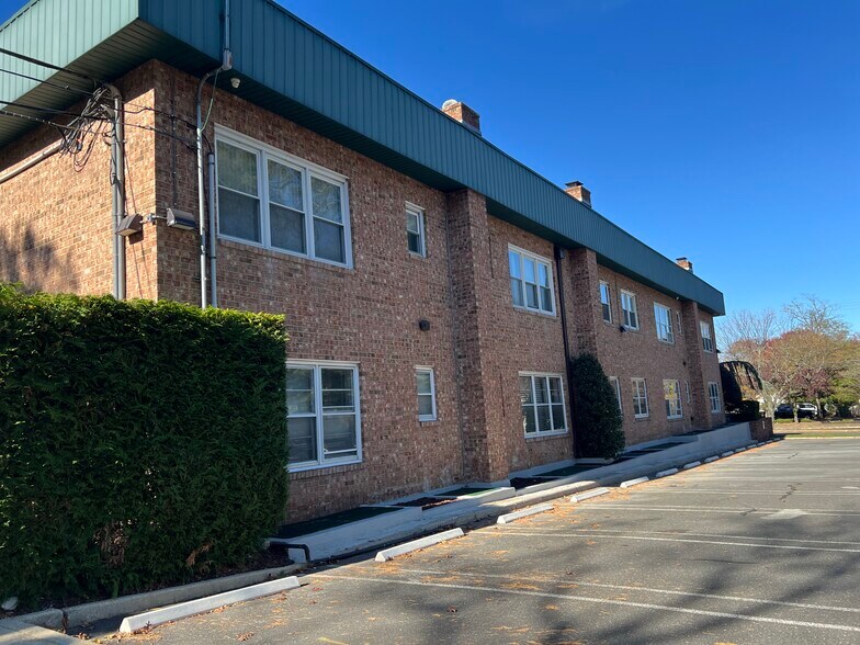 More Photos Of 3200 Sunset Ave, Ocean Medical For Lease