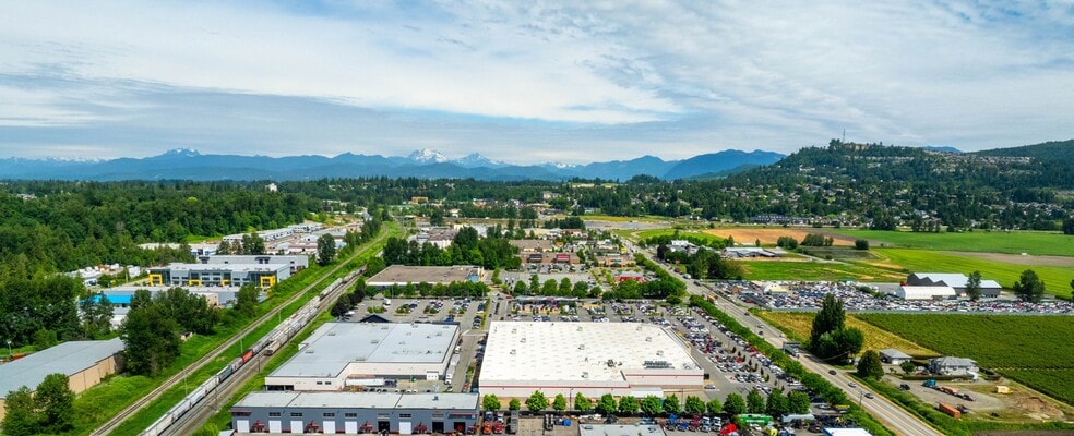 More Photos Of 1225 Sumas Way, Abbotsford Storefront For Lease