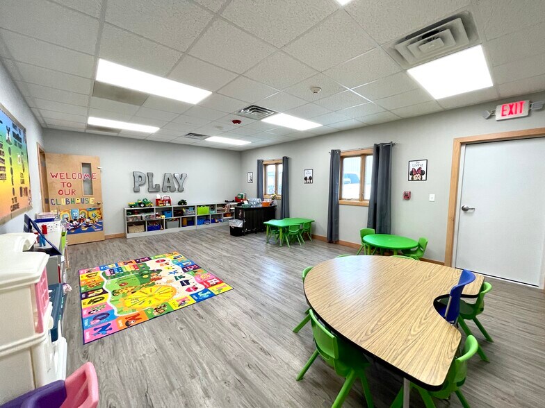 More Photos Of 109 N 23rd St, Dakota City Specialty For Sale