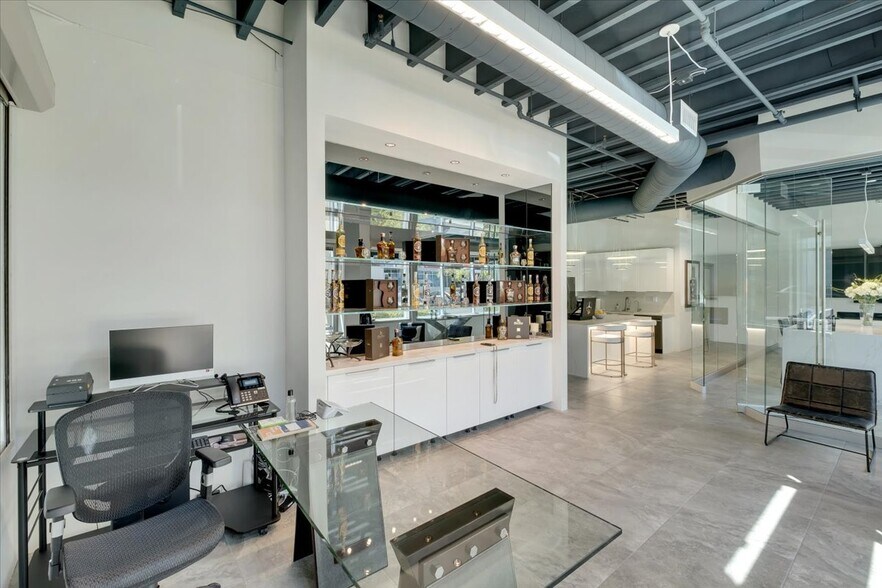 More Photos Of 28502 Constellation Rd, Valencia Warehouse For Sale