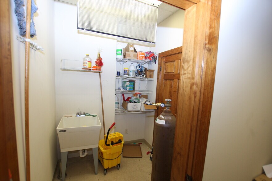 More Photos Of 150 Felton Dr, Rockmart Auto Dealership For Sale