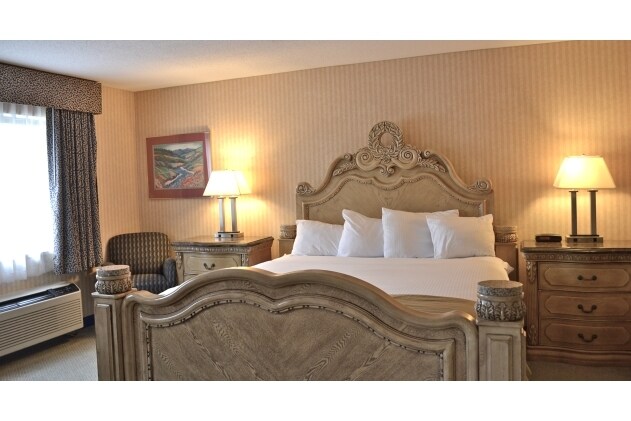 More Photos Of 6460 Dixie Hwy, Bridgeport Hotel For Sale