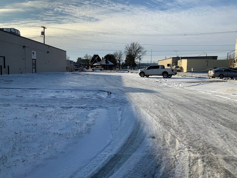 More Photos Of 1935 Q St, Lincoln Freestanding For Sale