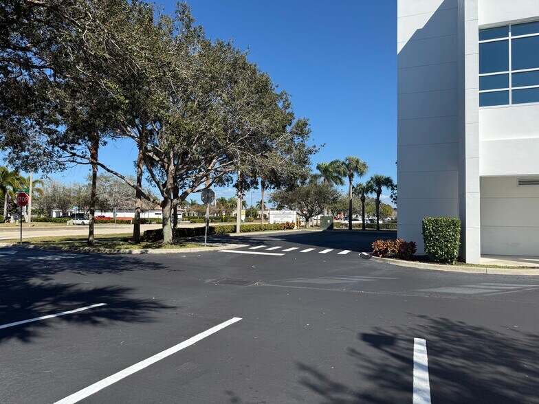 More Photos Of 3291 Woods Edge Pky, Bonita Springs Medical For Sale