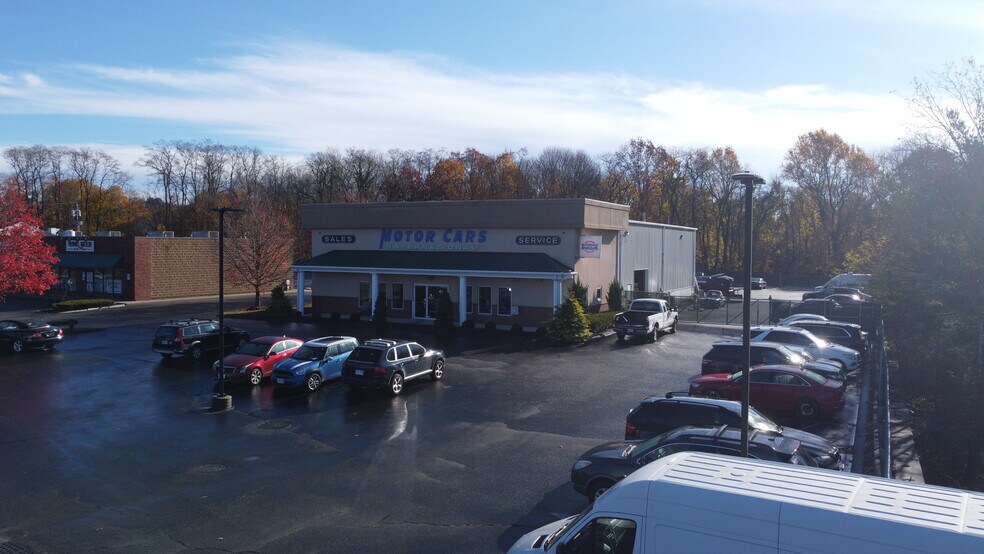 More Photos Of 1460 Pleasant St, Bridgewater Auto Dealership For Sale