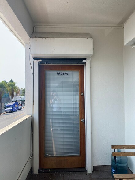 More Photos Of 7619-7621 Melrose Ave, Los Angeles Storefront Retail Office For Sale