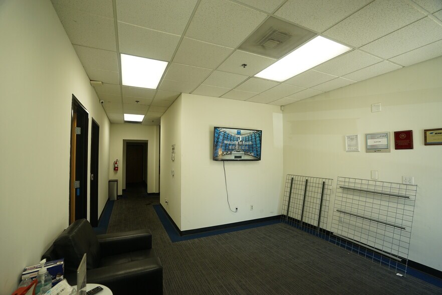 More Photos Of 1590 S Milliken Ave, Ontario Warehouse For Lease